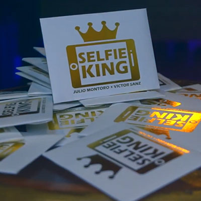 Hanson Chien Presents Selfie King