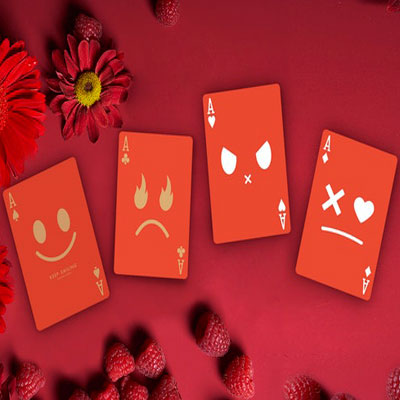 Keep Smiling Playing Cards Set